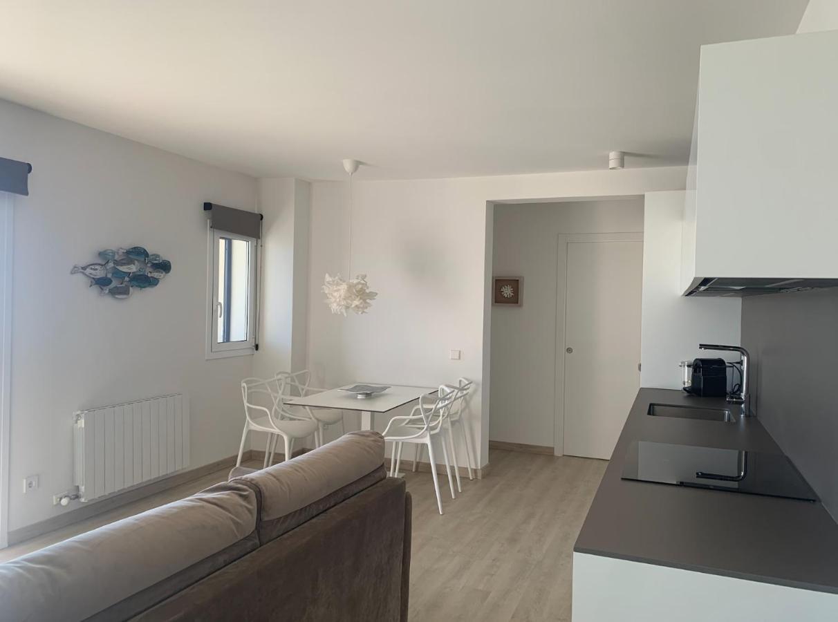 Magnific Apartament A Primera Linia De Mar Сан-Фелиу-де-Гишольс Экстерьер фото